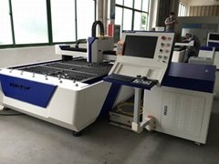 Metal laser cutting with power 1000W , for stainless steel and the Aluminium cut