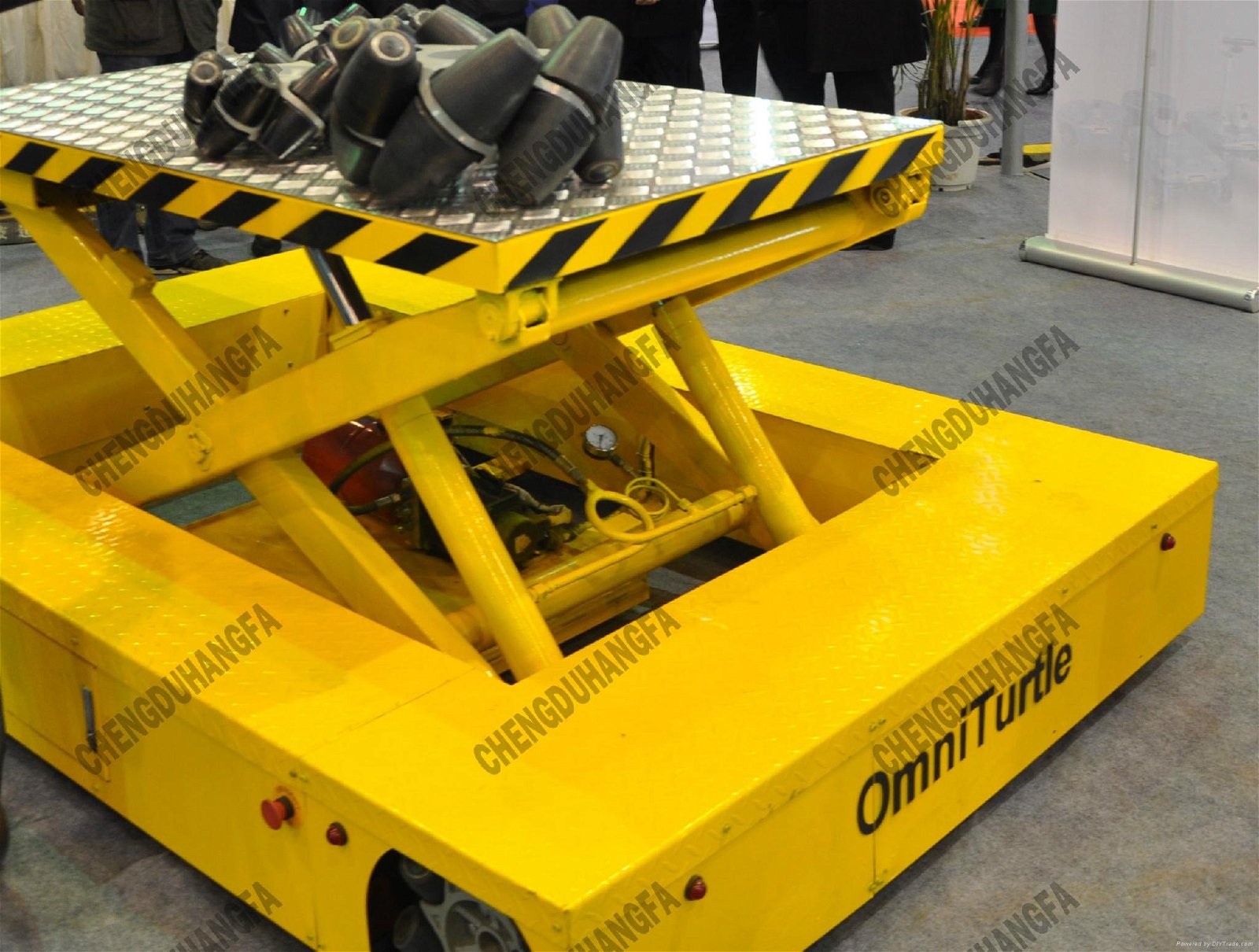 customized omni-directional hydraulic lifting platform  2