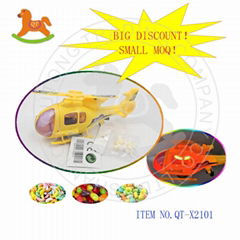 Hot selling lighting pull wire helicopter toys with sweet candy