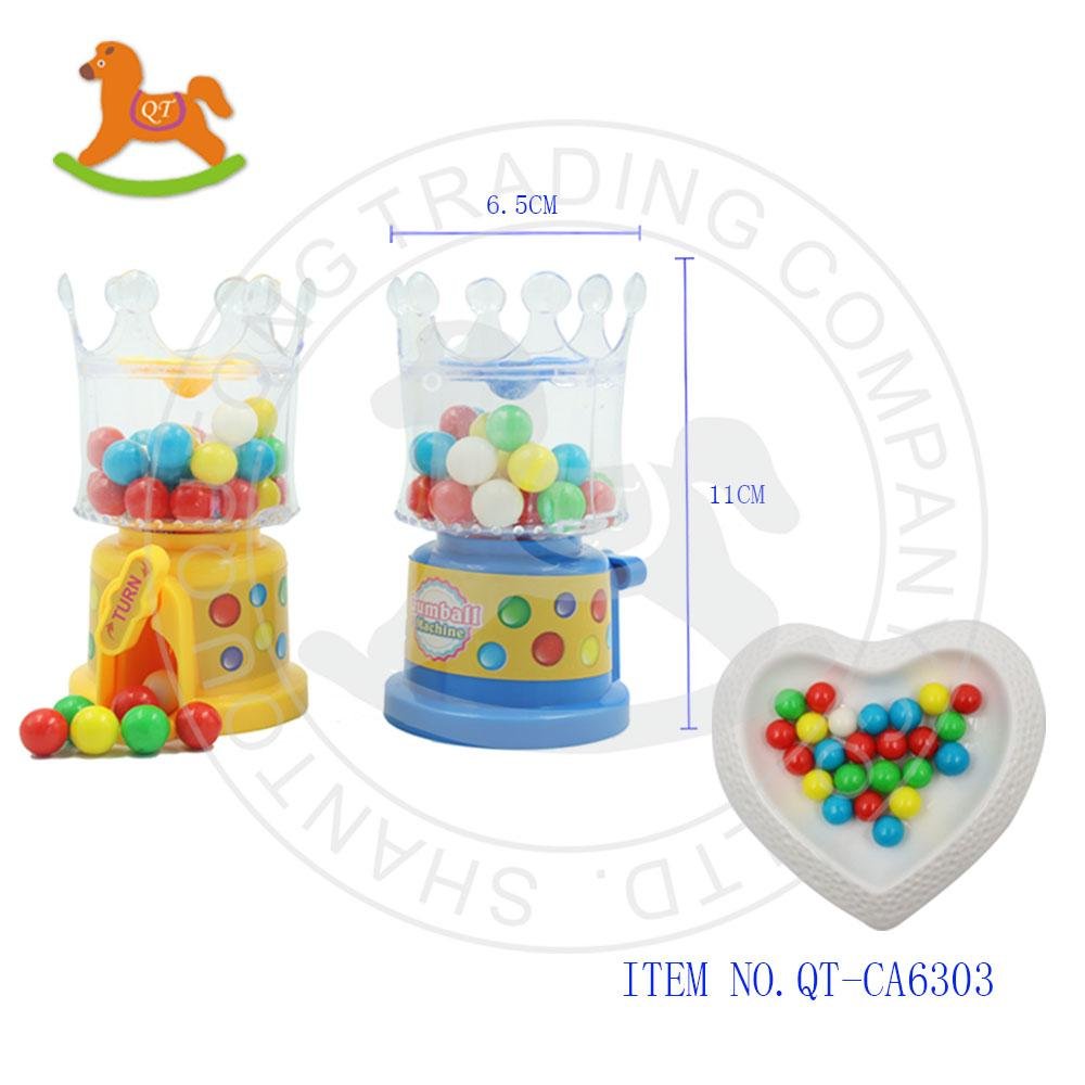 New crown shape candy machine dispenser with sweet candy