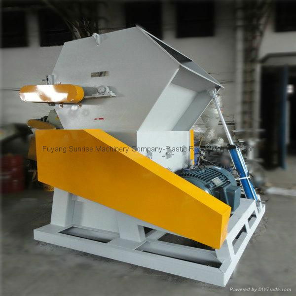 PET Bottle Crusher With Force Press Device 3