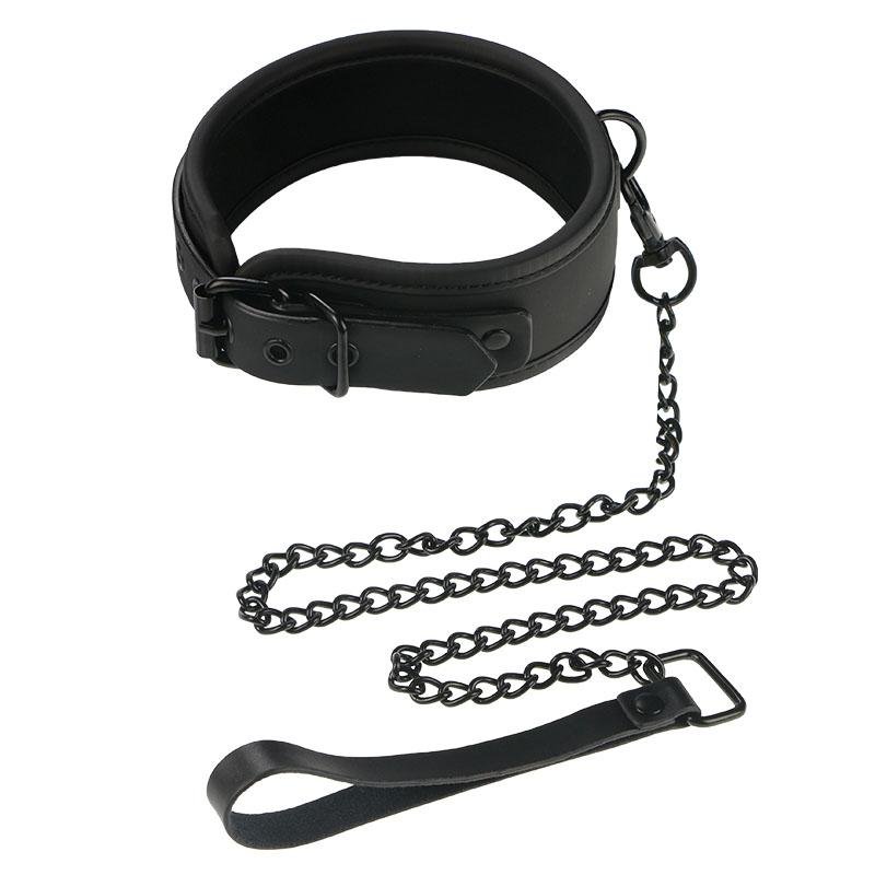 Midnight Lace Collar and Leash 3