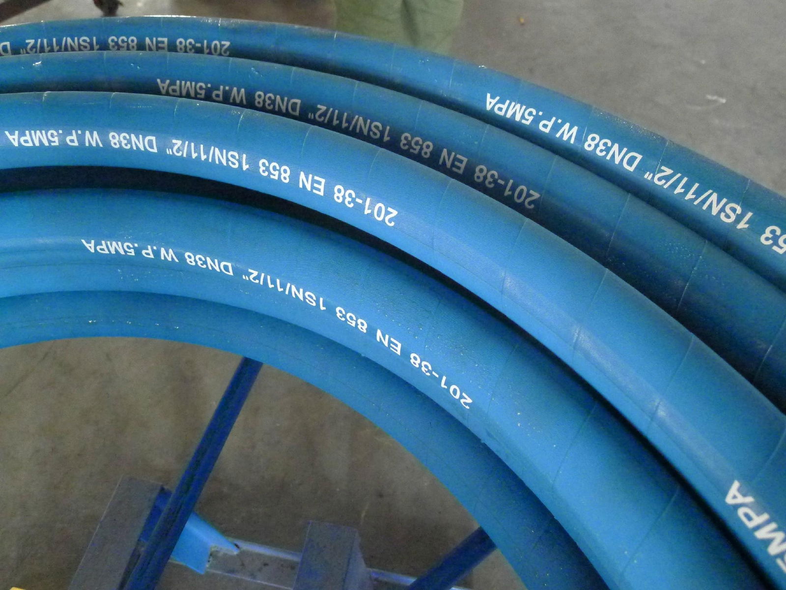 High Pressure High Heat Resisitant Rubber Hydraulic Hose 3