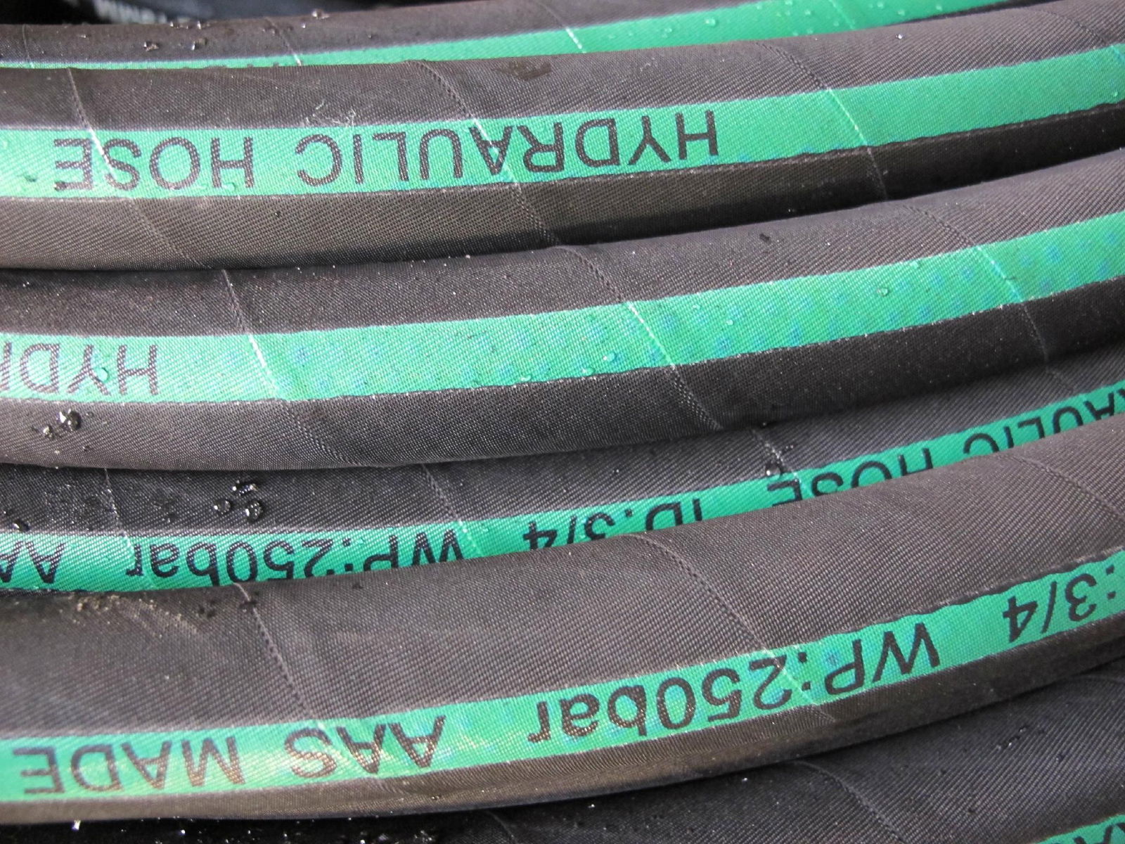 High Pressure High Heat Resisitant Rubber Hydraulic Hose 4