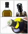 Square shaped olive oil glass bottle 4
