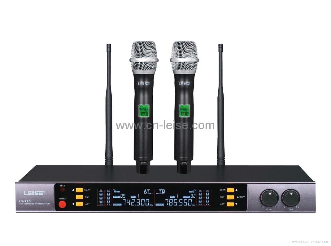 dual channel UHF Infrared frequency wireless microphone 2