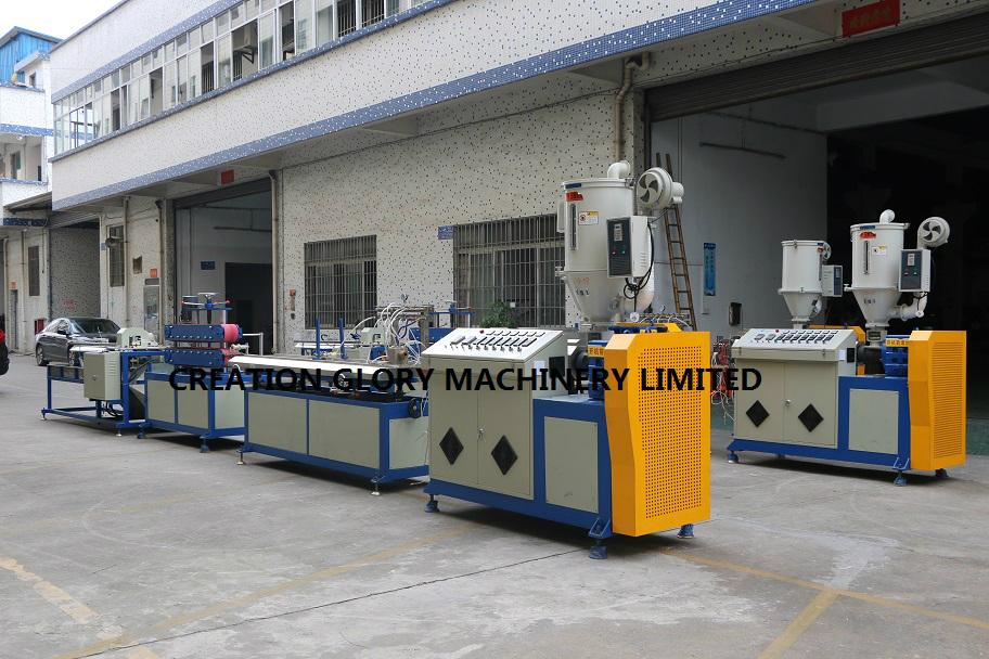 High precision PC light tube plastic extrusion machine