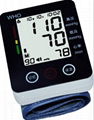  血压测量仪腕式血压计
