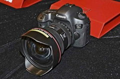 CanonEOS 5DS DSLR Camera