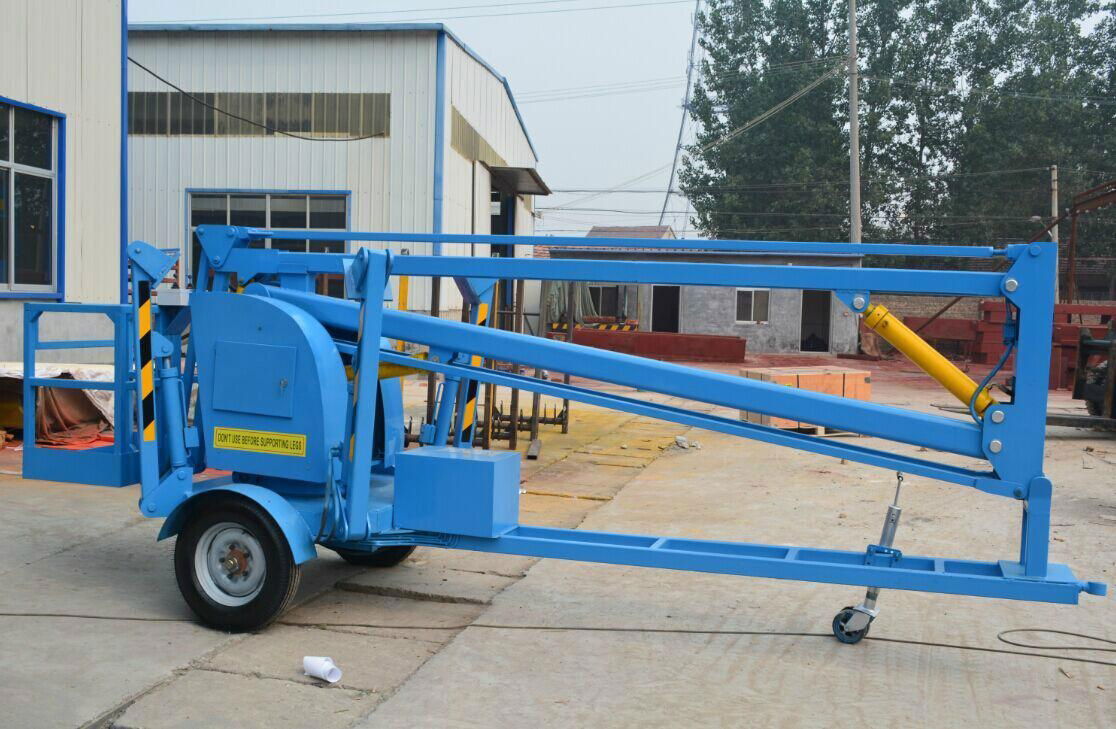 Articulated trailer mounted boom lift 5