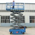 Self-propelled Scissor Lift 2