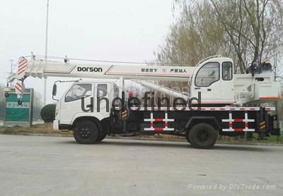 10T Lifting capacity truck crane 1