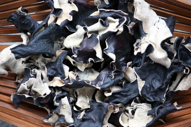 DRIED BLACK FUNGUS MUSHROOM FROM VIET NAM 3