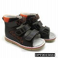 Children orthopedic shoes  1