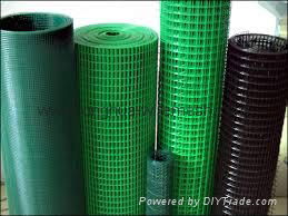 China manufacturer welded wire mesh 2