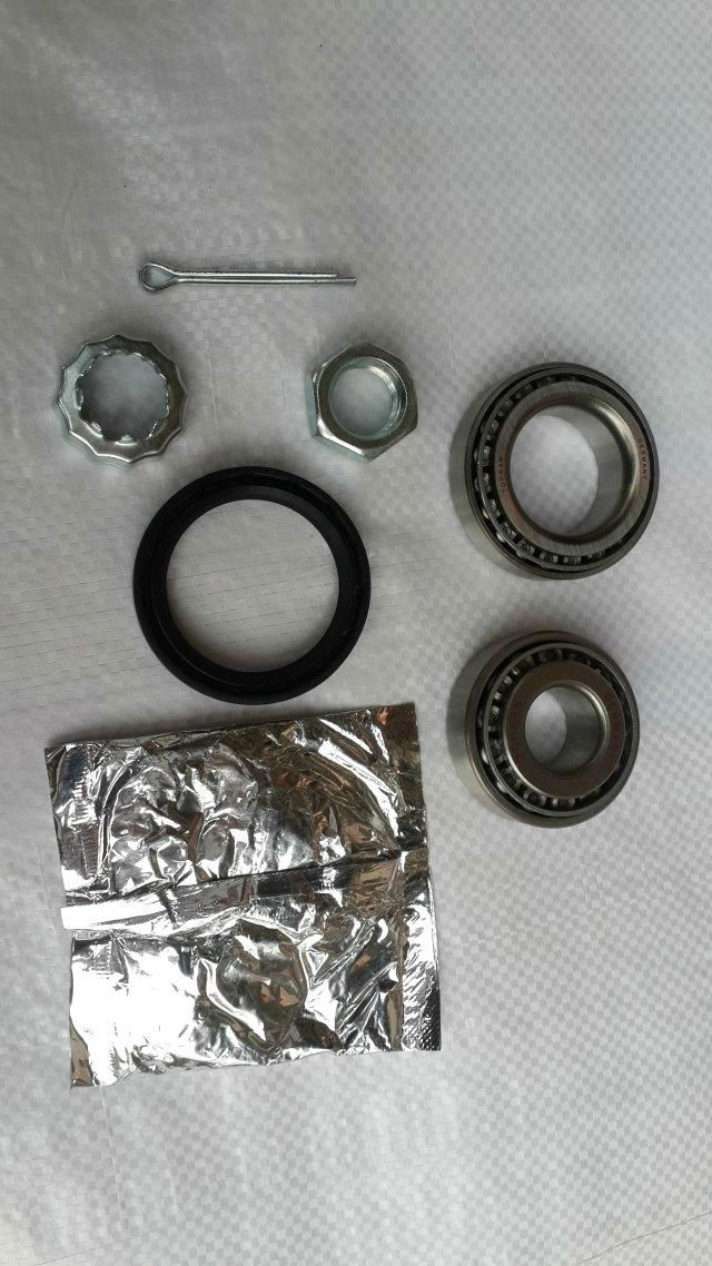 Renault FAG 713630270 SNR R155.58 VKBA976 bearing kit for rear axle