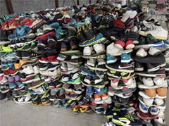 USED SHOES