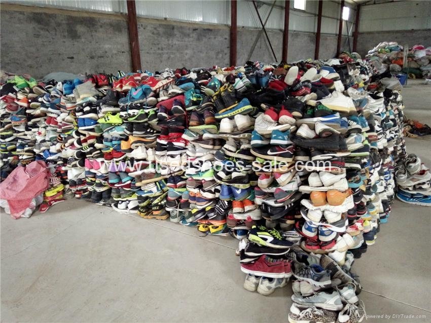 used shoes Stocks