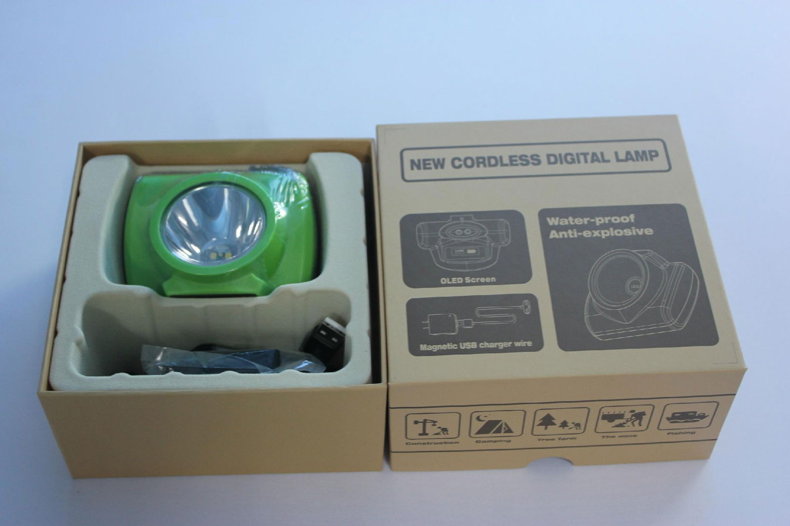 Wireless IP68 13000lux Headlamp with OLED Display 4