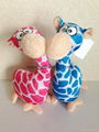 20cm stuffed giraffe in two color 