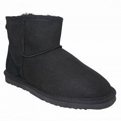 Snow Boots in Sheepskin Leather for Lady and Men in Winter