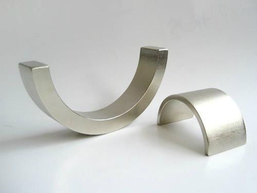 Customized cost-effective N48SH Arc neodymium magnet