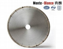 Diamond saw blades for cutting tools