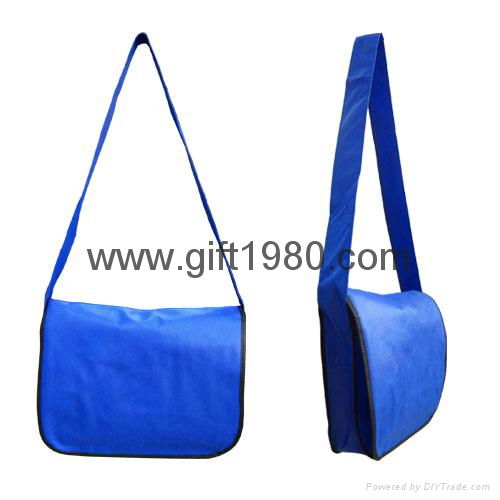 Leisure & Business non-woven shoulder bag