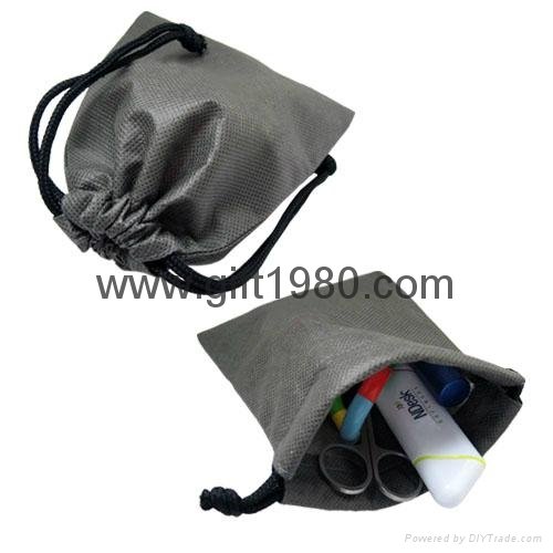 Mini non-woven convenience drawstring pouch 2