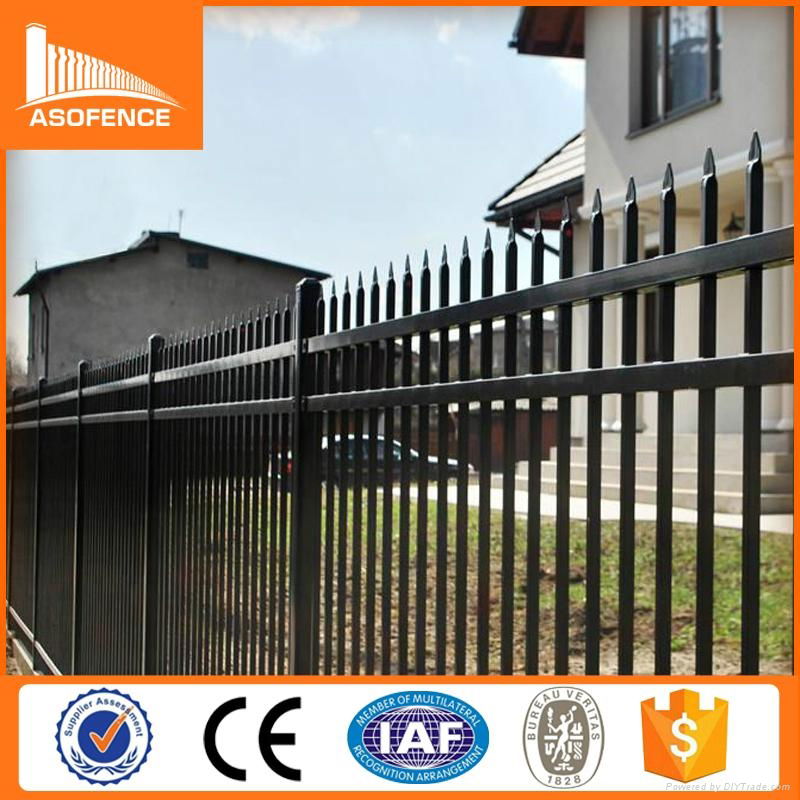 2.1m x 2.4m Powder coated Black Spear Top tubular security fencing  3