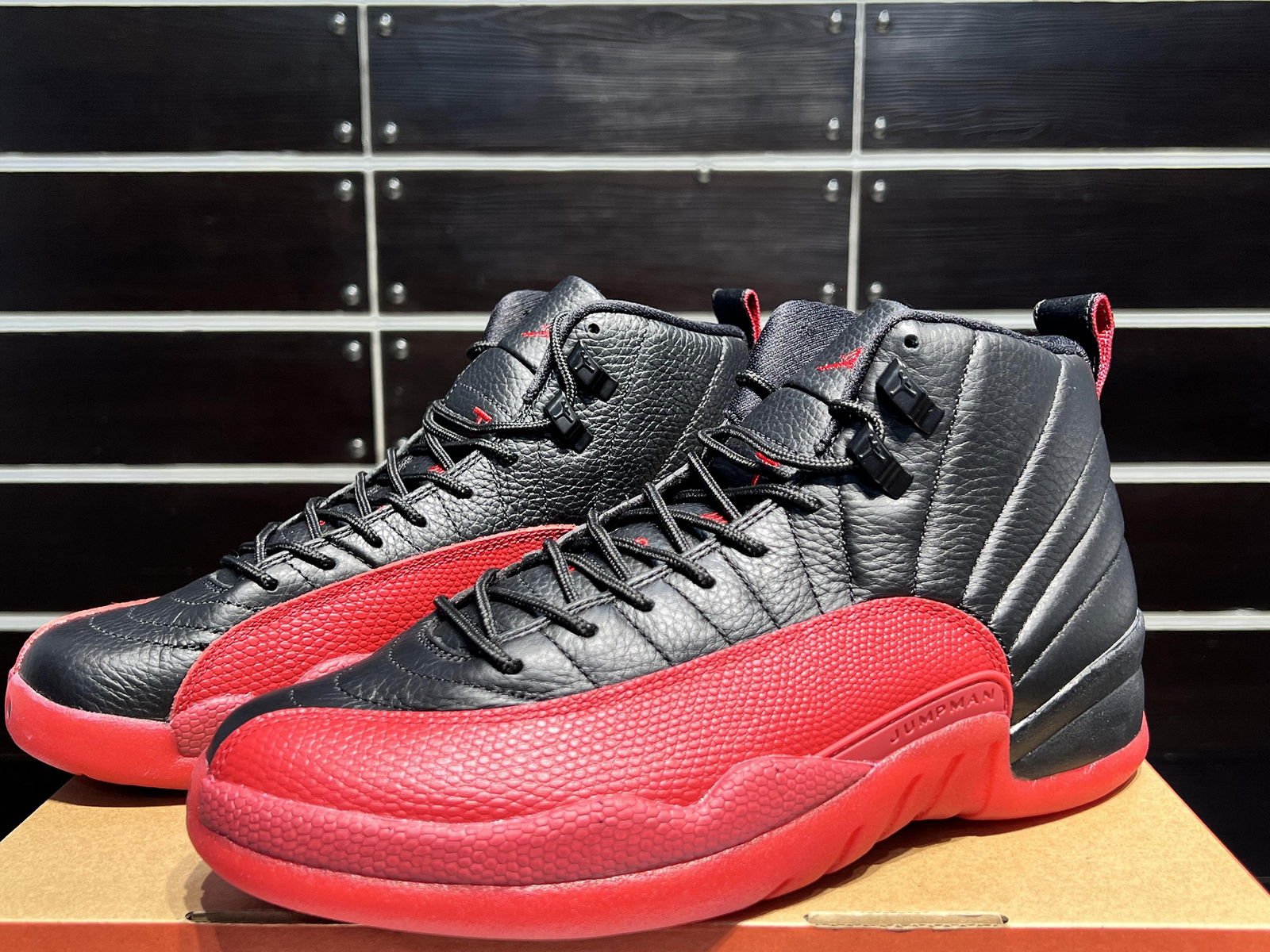 Air Jordan 12 Reverse Flu Game men sneakers shoes basketball shoes 4