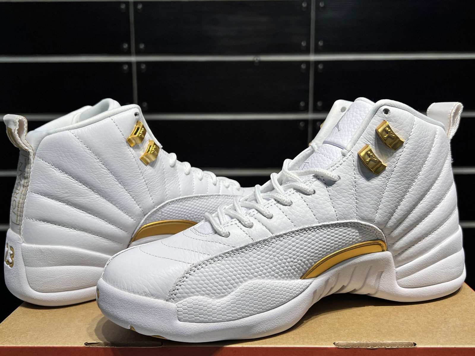 wholesale AJ shoes Air Jordan 12  Phantom basketball shoes Hot sale shoes 2