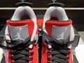 Hot shoes Air Jordan 4 Retro  Toro Bravo sneakers for men basketball shoes