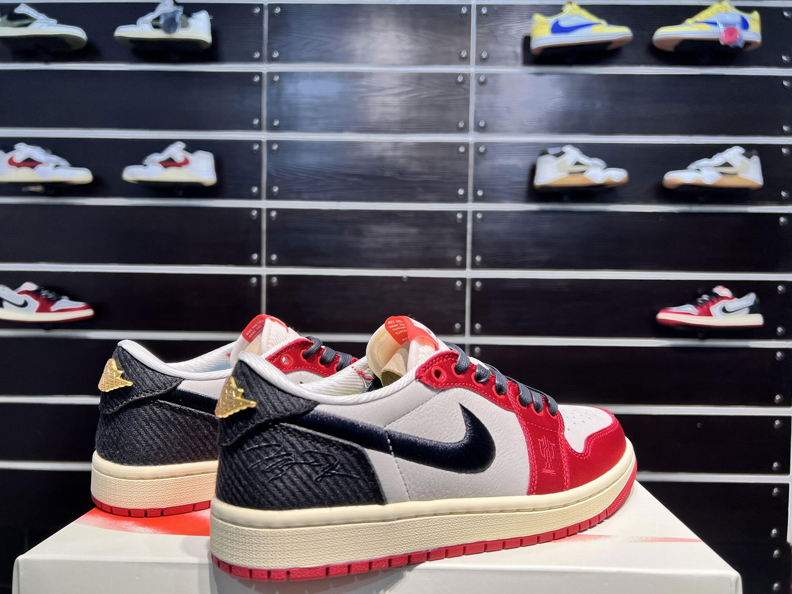 Wholesale  Air Jordan 1 x Trophy Room  Basketball Shoes Sneakers 