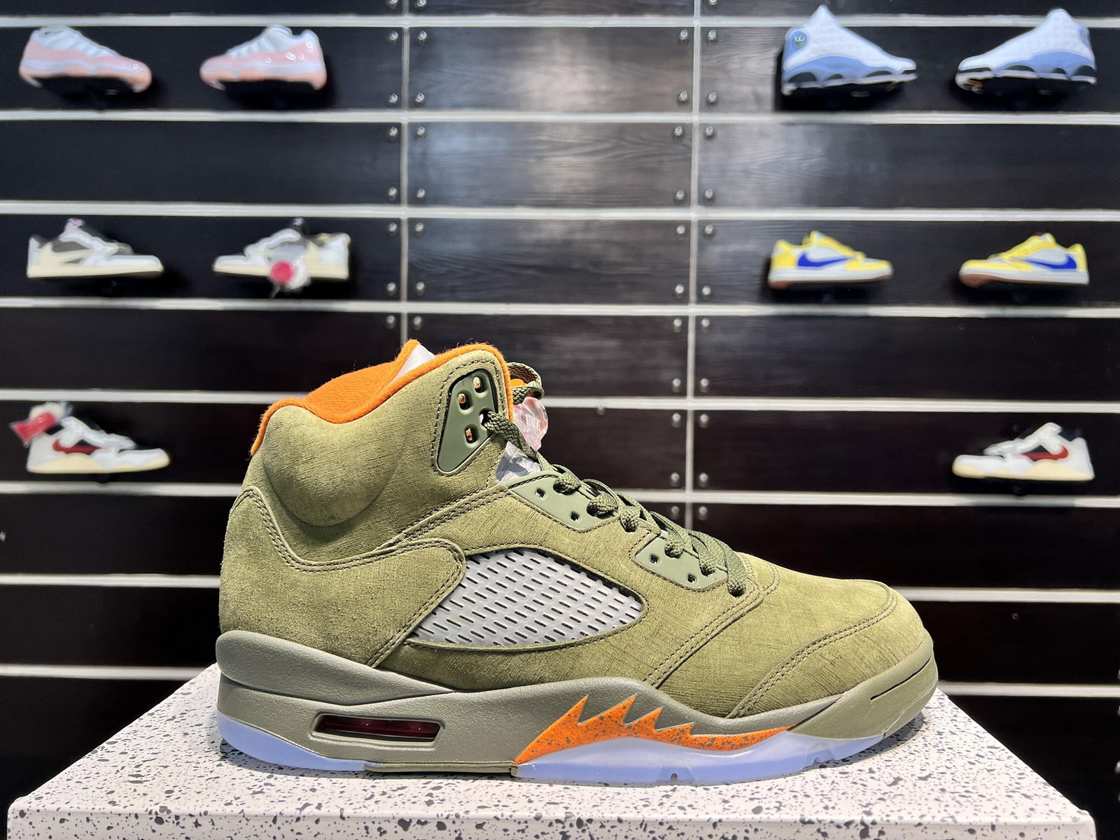 Hot sale  Air Jordan 5  Olive  High-top basketball shoes  sport shoes 3