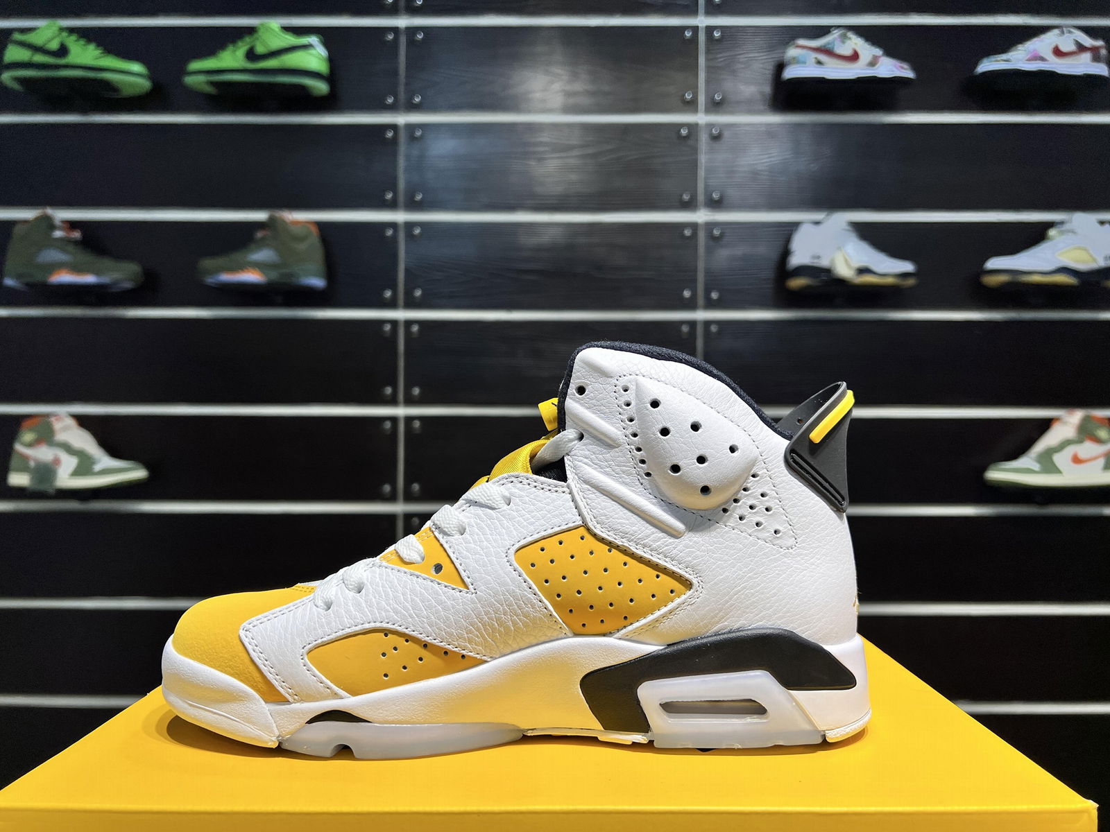 Best qaulity Air Jordan 6 Yellow Ochre Sneake basketball Shoes 2