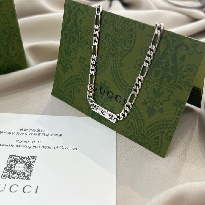 Hot sale       x        Gourmette Chain Necklace Silver       Jewelry  10