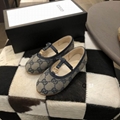 Wholesale newest  Gucci shoes Woman flat shoes sandal shoes sneaker