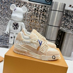 Wholesale               Man Low Cut shoes  Embossed Sneaker Men Sports shoes