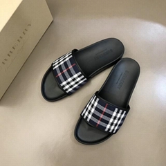 Wholesale newest           slippers Household Sandals Outdoor Couple Shoes