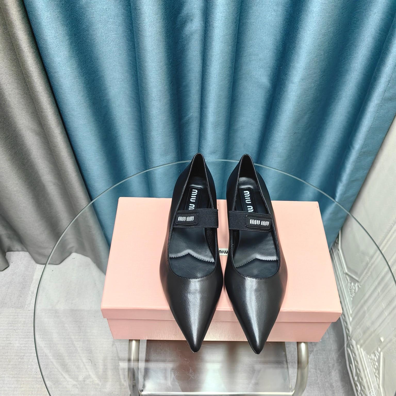Top Quality        Single Shoes Flat Pointed Single Shoes Low-heeled shoes  19