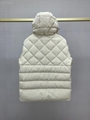 Wholesale         Lightweight Puffer Jacket Winter Outdoor Hooded Down jacket 3