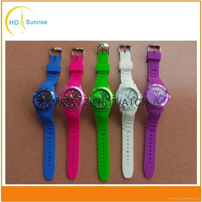 custom colors fashion silicone brand watches for gift 2