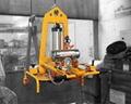 STONE VACUUM LIFTER AARDWOLF 2