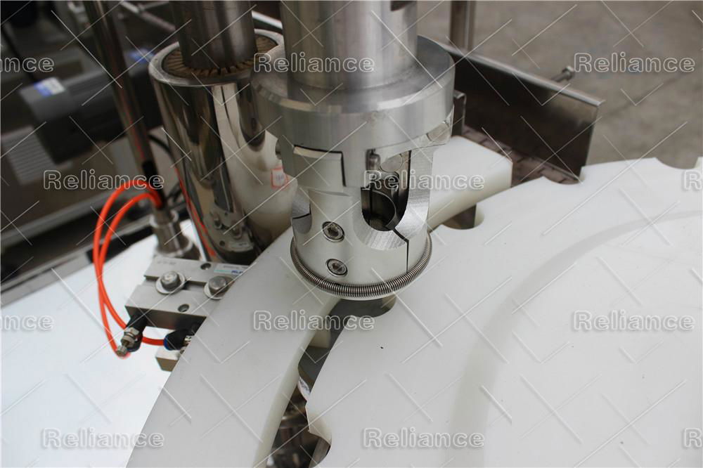Beard oil Glass dropper bottle Filling and capping machine