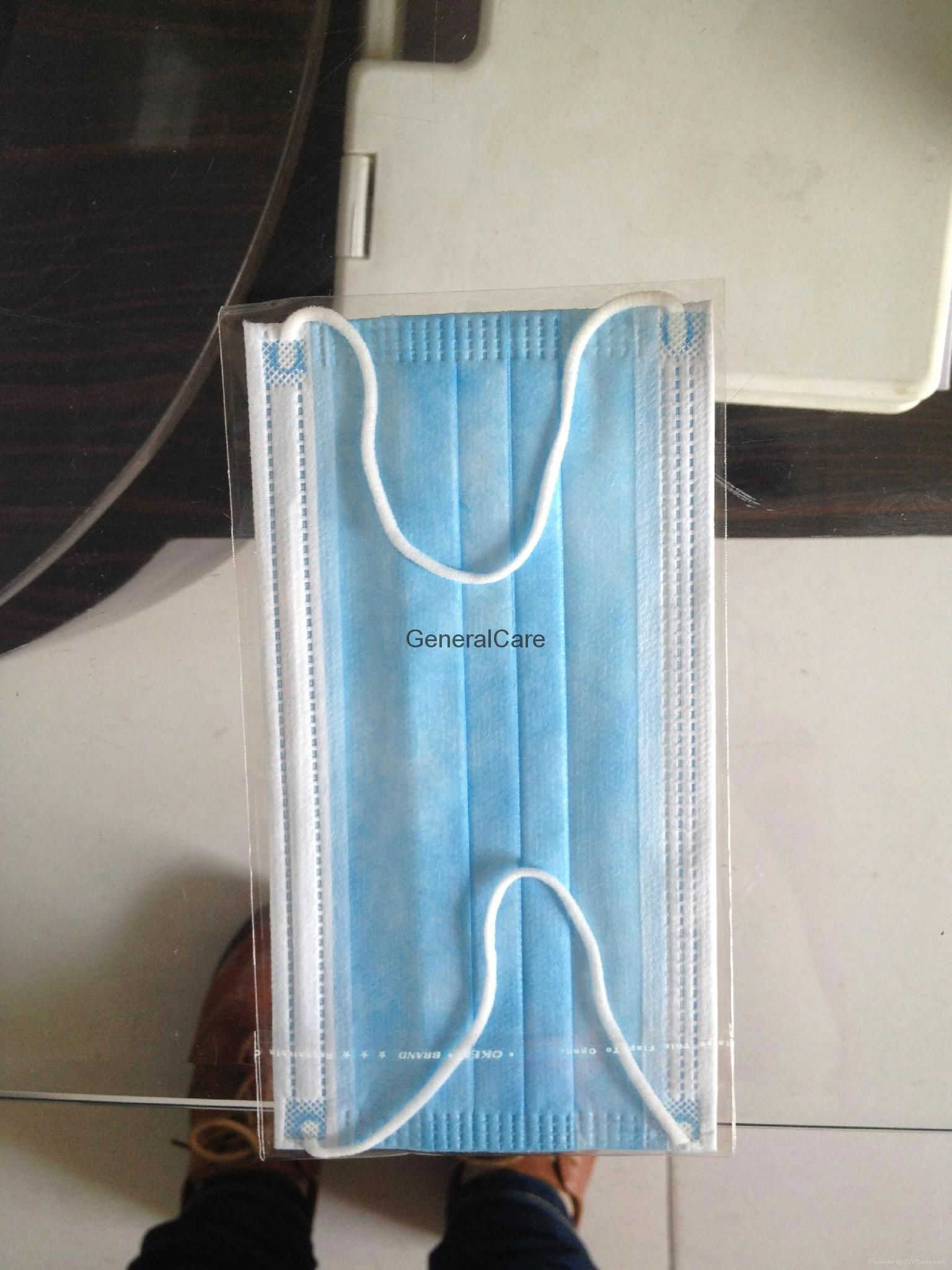 disposable surgcial face mask with earloop 5