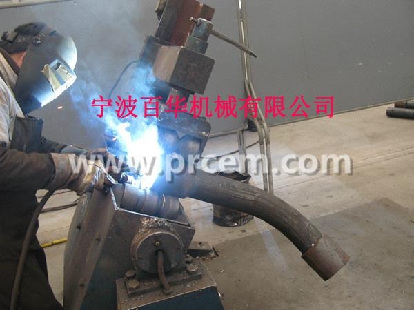 壓輥式管道焊接變位機 2