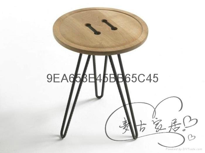 Round solid wood coffee table Mattia扣子边几