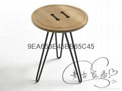 Round solid wood coffee table Mattia扣子邊几