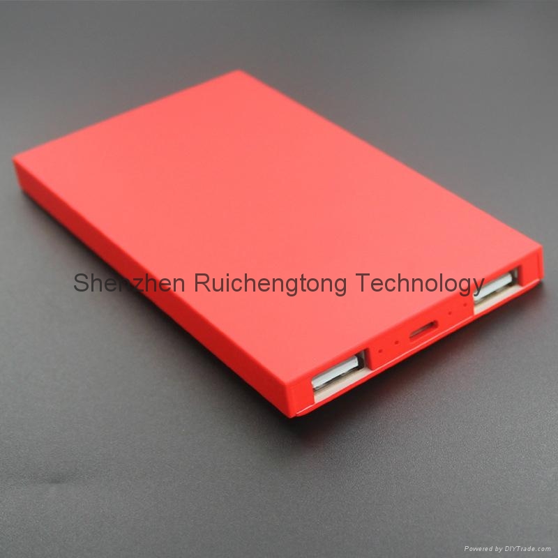 Pretty credit card size promotional slim power bank 4000mAh 3